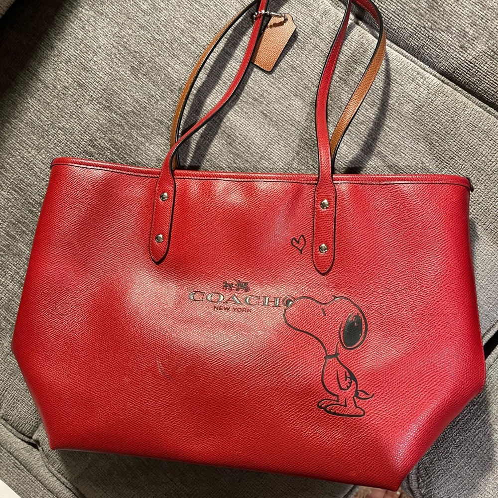 Snoopy Coach bag! Limited edition selling as is!